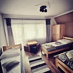 Mery Проживание в семье