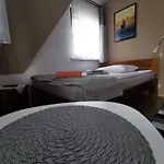 Mery Проживание в семье *
