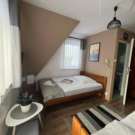 Quarto em Acomodações Particulares Mery