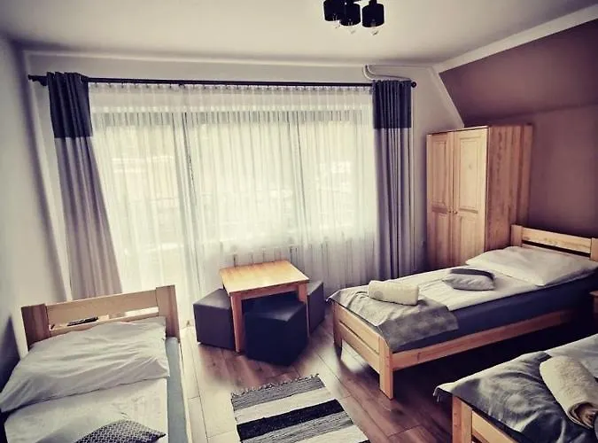 Mery Проживание в семье